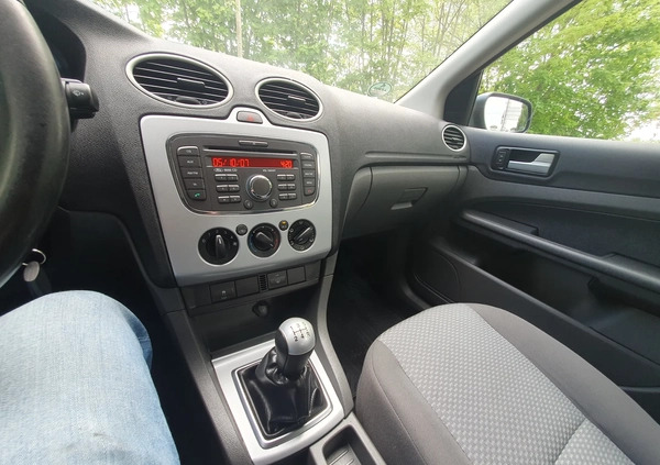 Ford Focus cena 9500 przebieg: 234000, rok produkcji 2007 z Namysłów małe 79
